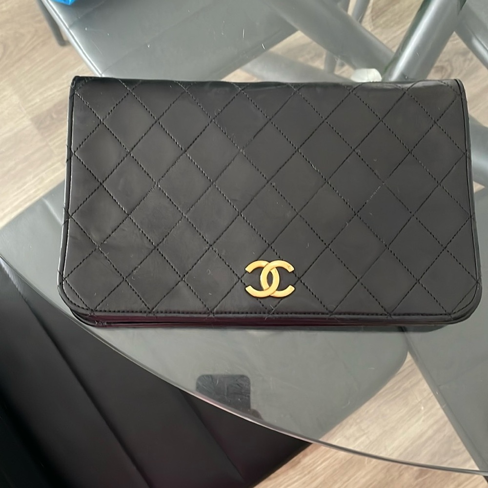 Great condition Chanel purse